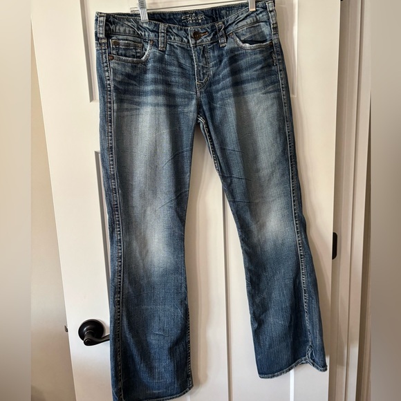 Silver Jeans:‎ Twisted Distressed women’s  Denim  jeans W32/L31 - Picture 1 of 8